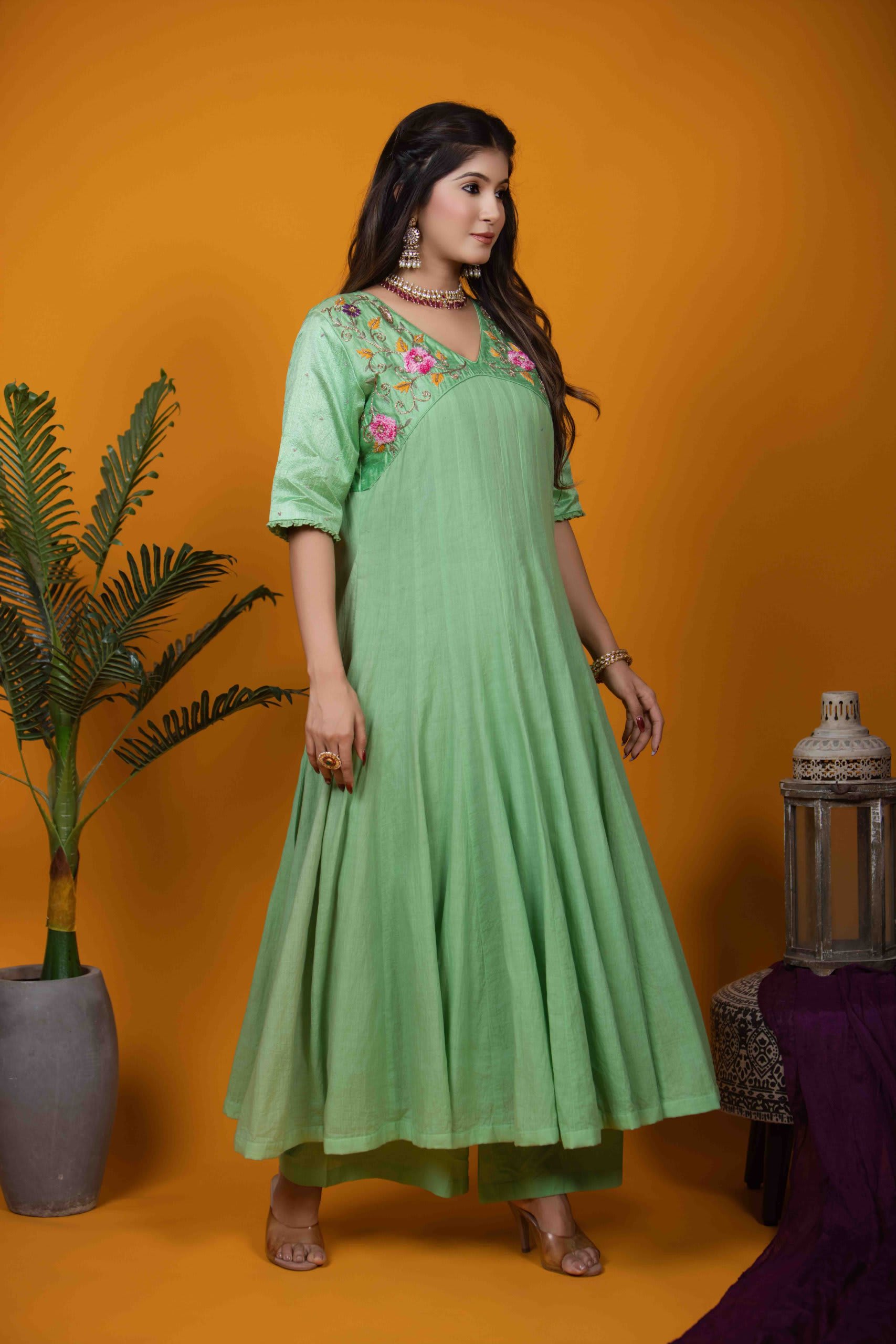 Pista Green Kurta Set with Embroidered Yoke and Floral Motif