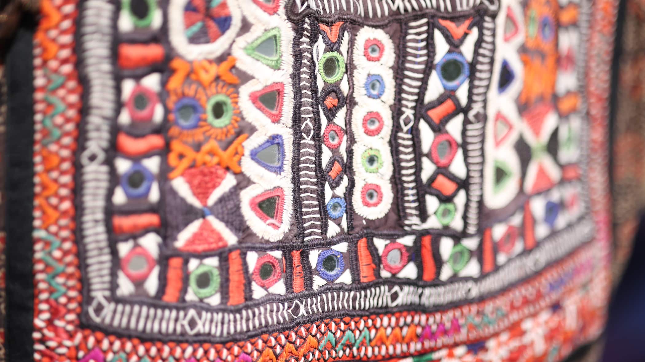 Embroidered Kurti Set with Ruffled Sleeves and Earthy Pattern