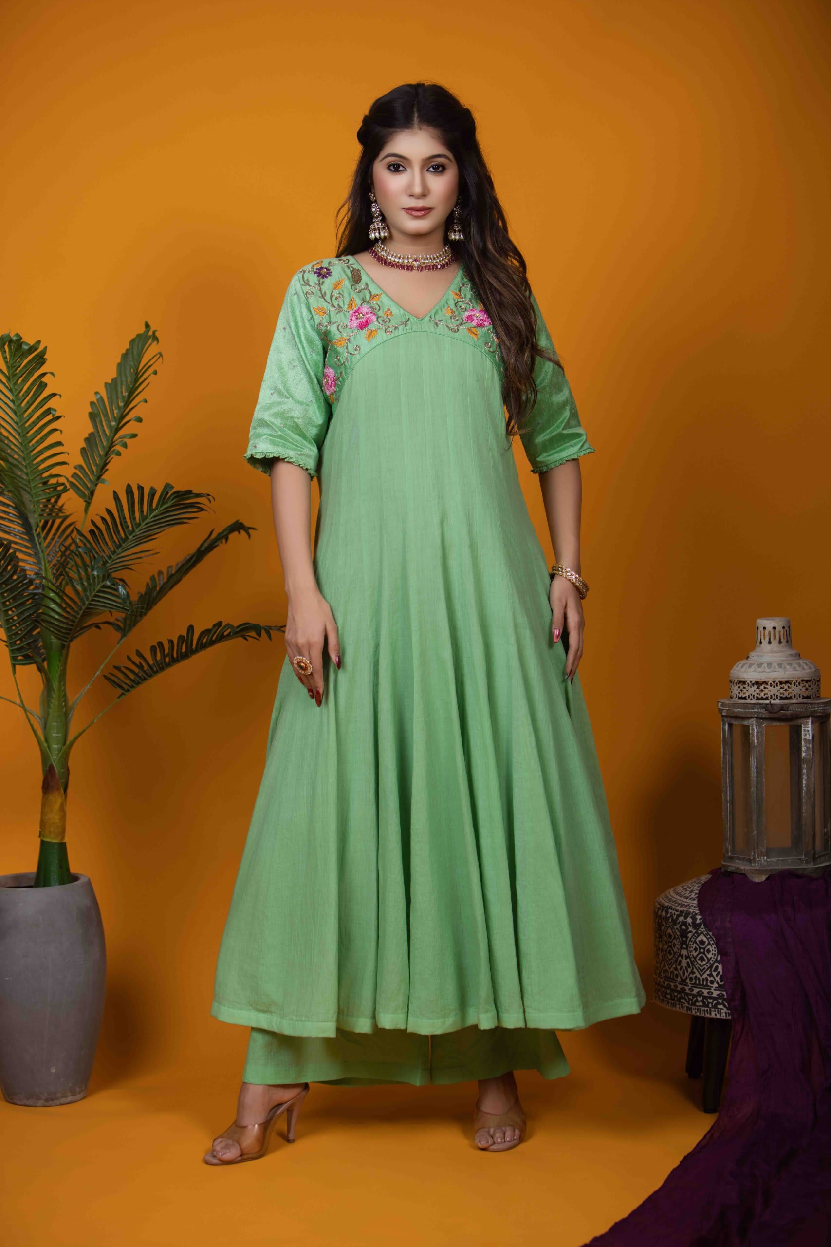 Pista Green Kurta Set with Embroidered Yoke and Floral Motif