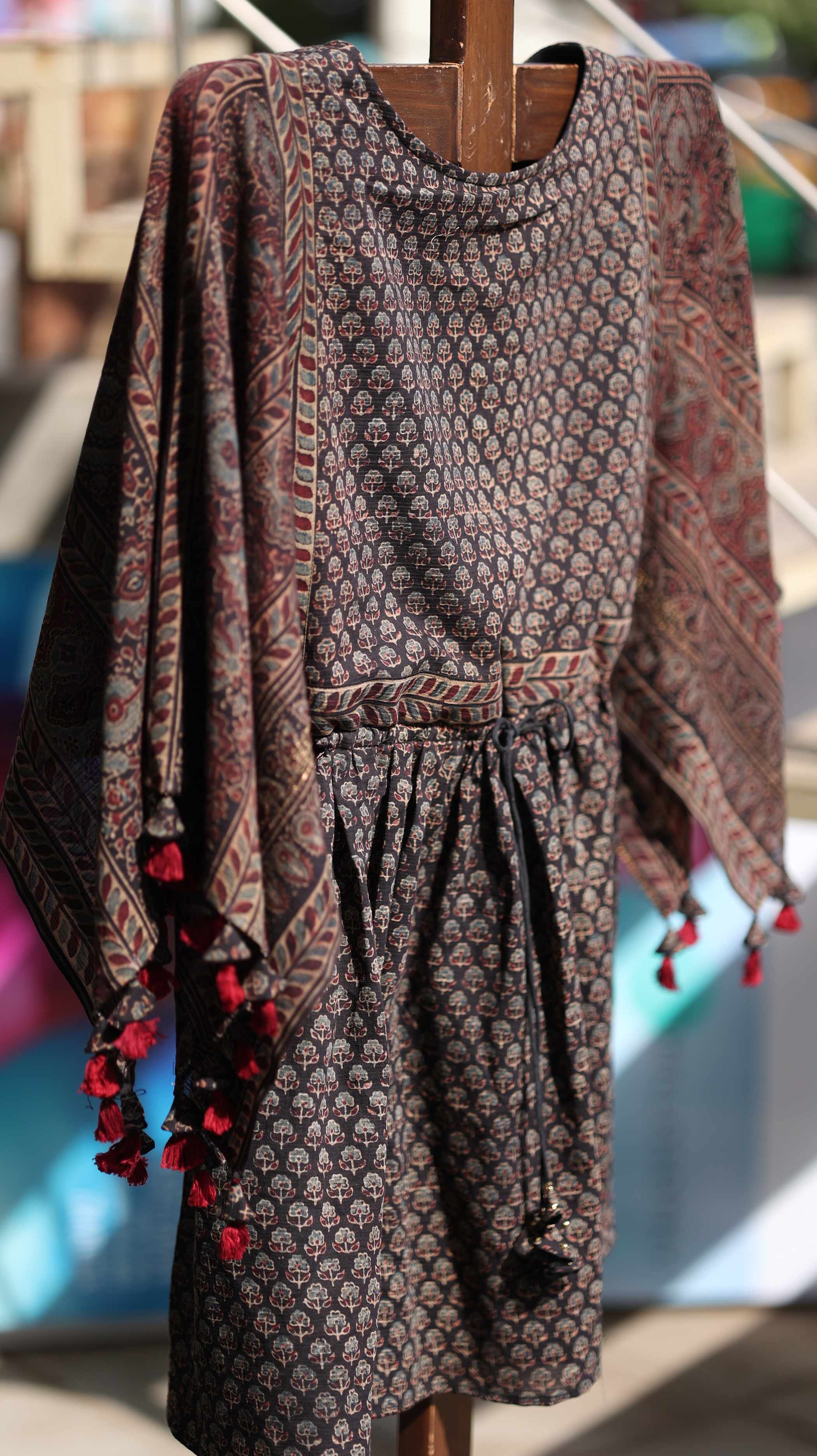 Parampara Kurti Set - Floral Pattern, Soft Flowing Fabric