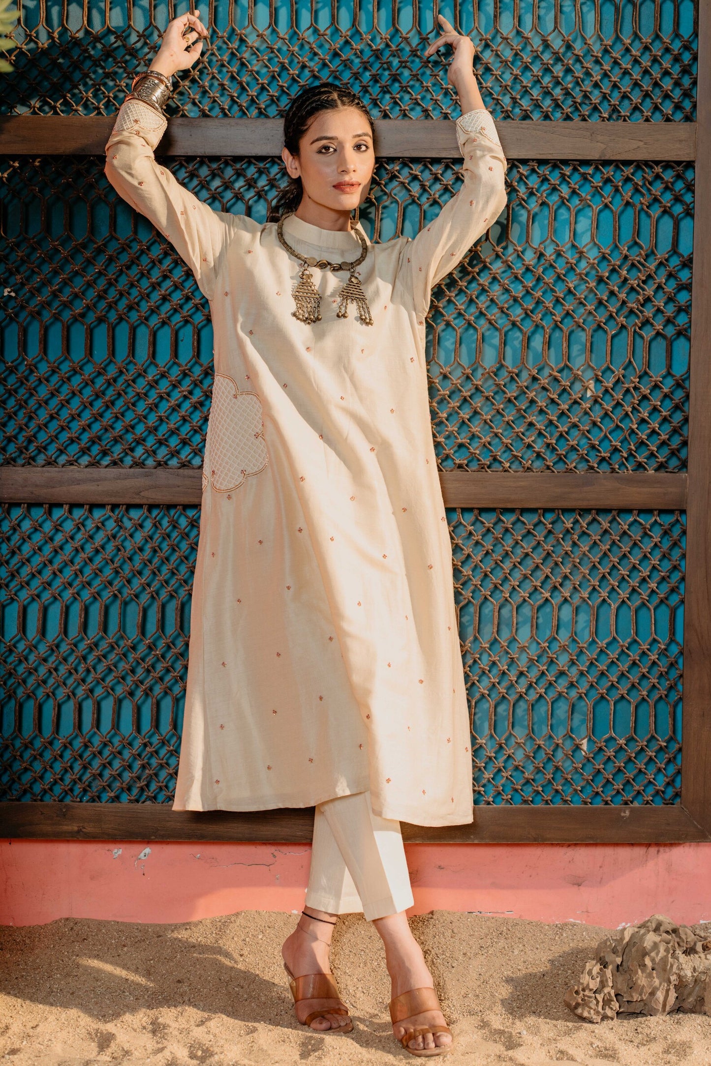 White stand patti, A-line round kurti with same pants(pink & white beads butti)
