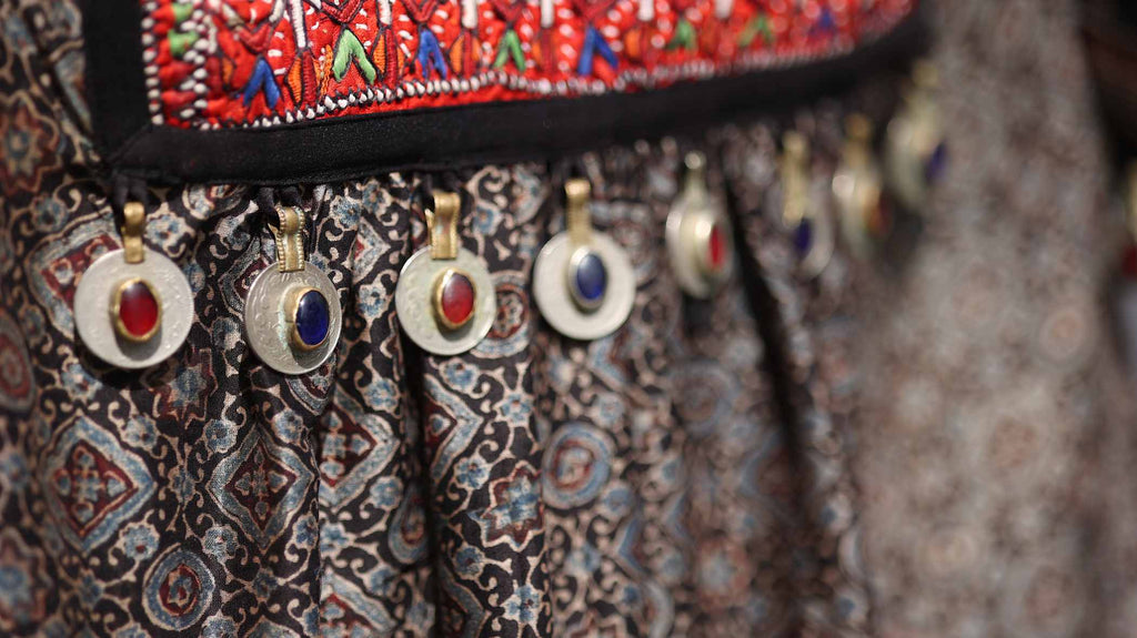 Black Kurti Set with Geometric Floral Embroidery and Mirror Work