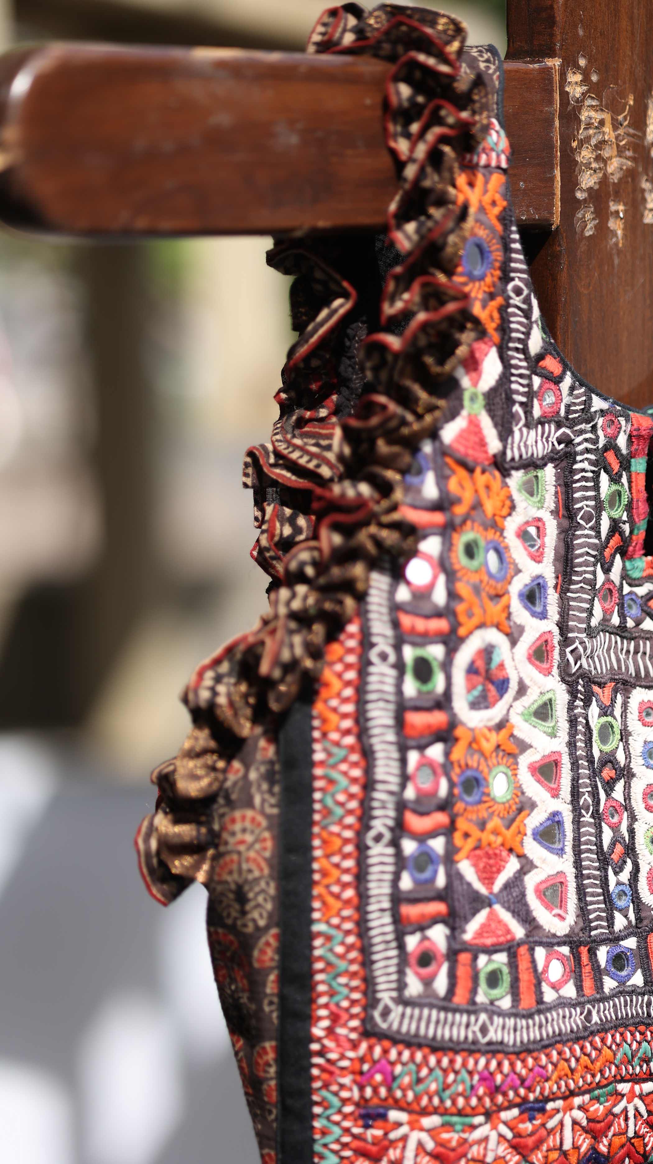 Embroidered Kurti Set with Ruffled Sleeves and Earthy Pattern