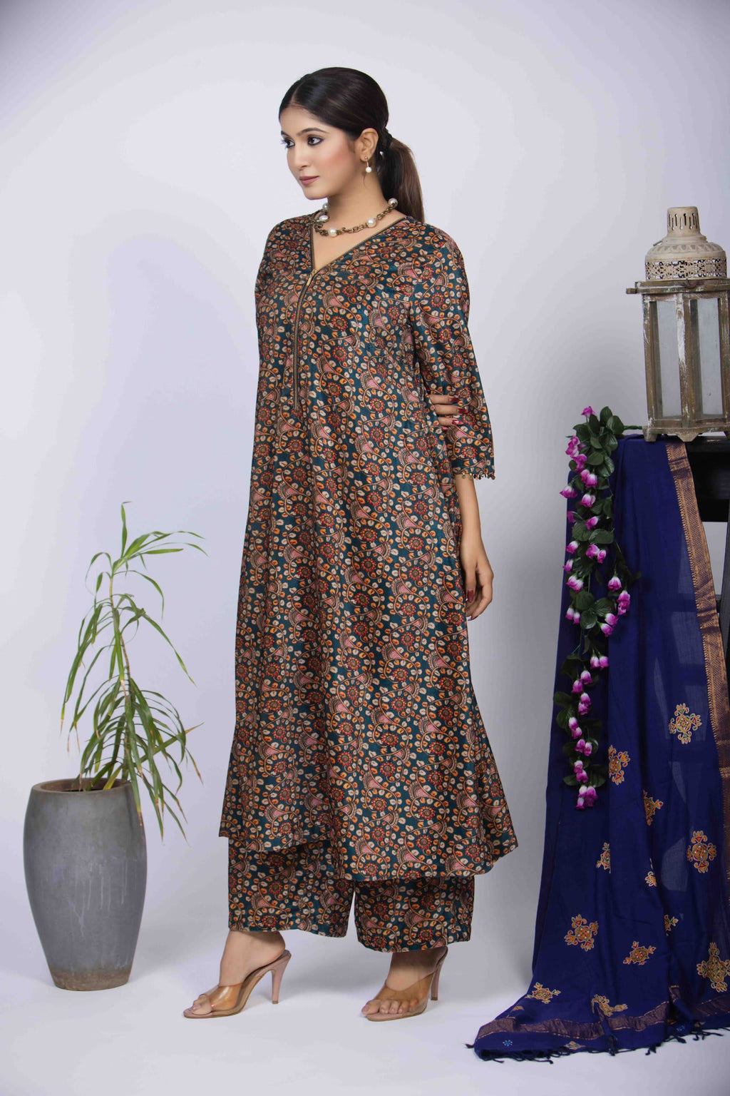 Rama Blue Kurti Set with Intricate Floral and Paisley Print