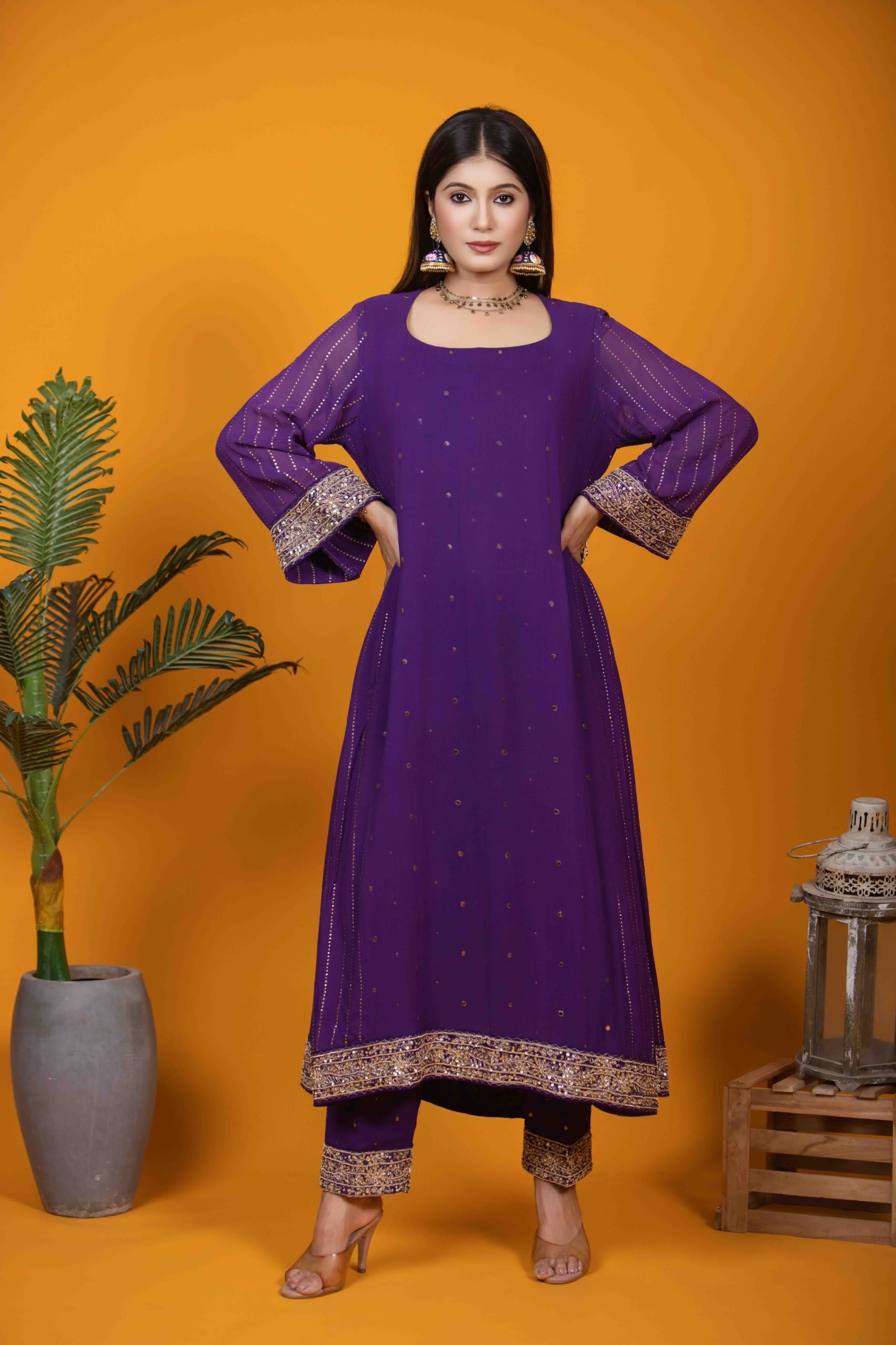 Purple Embroidered Kurta Set with Mukaish and Georgette Fabric