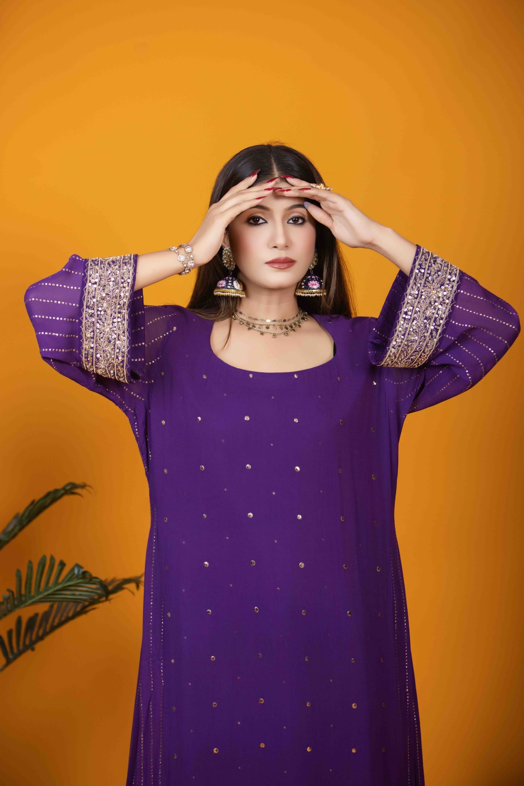 Purple Embroidered Kurta Set with Mukaish and Georgette Fabric