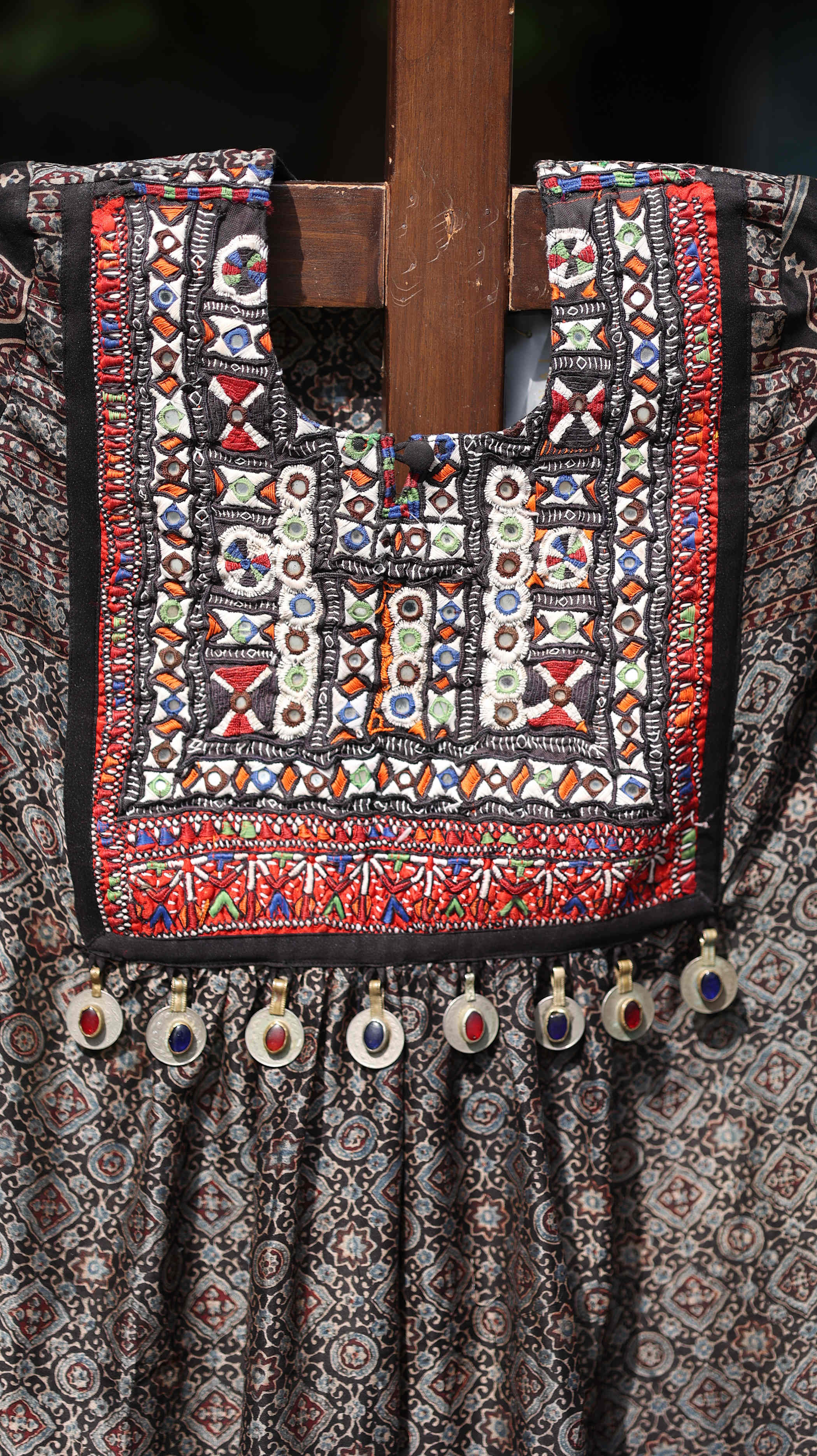 Black Kurti Set with Geometric Floral Embroidery and Mirror Work