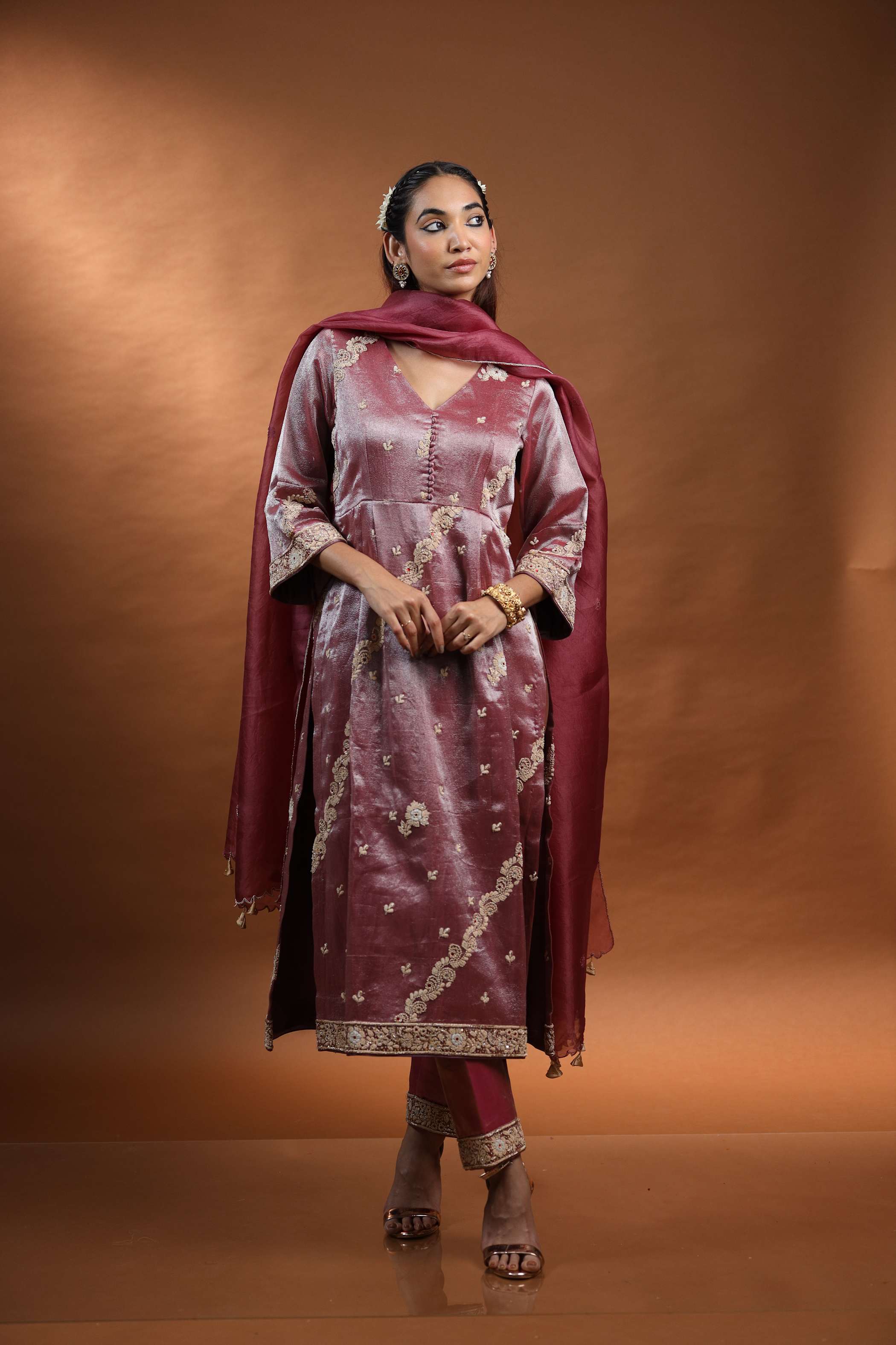 Jardoshi Kurti Set in Rich Velvet with Intricate Embroidery