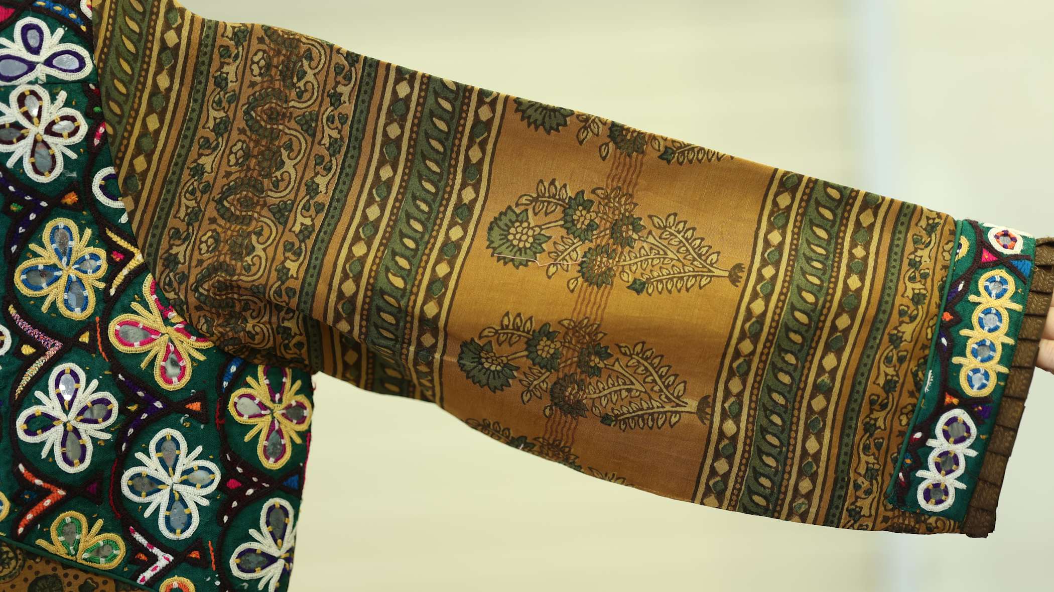 Multicolored Kurti Set with Geometric Floral Embroidery and Block Print