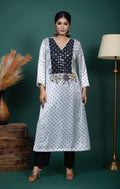 Bandhej White Kurta with Modal Silk Fabric and Floral Motifs