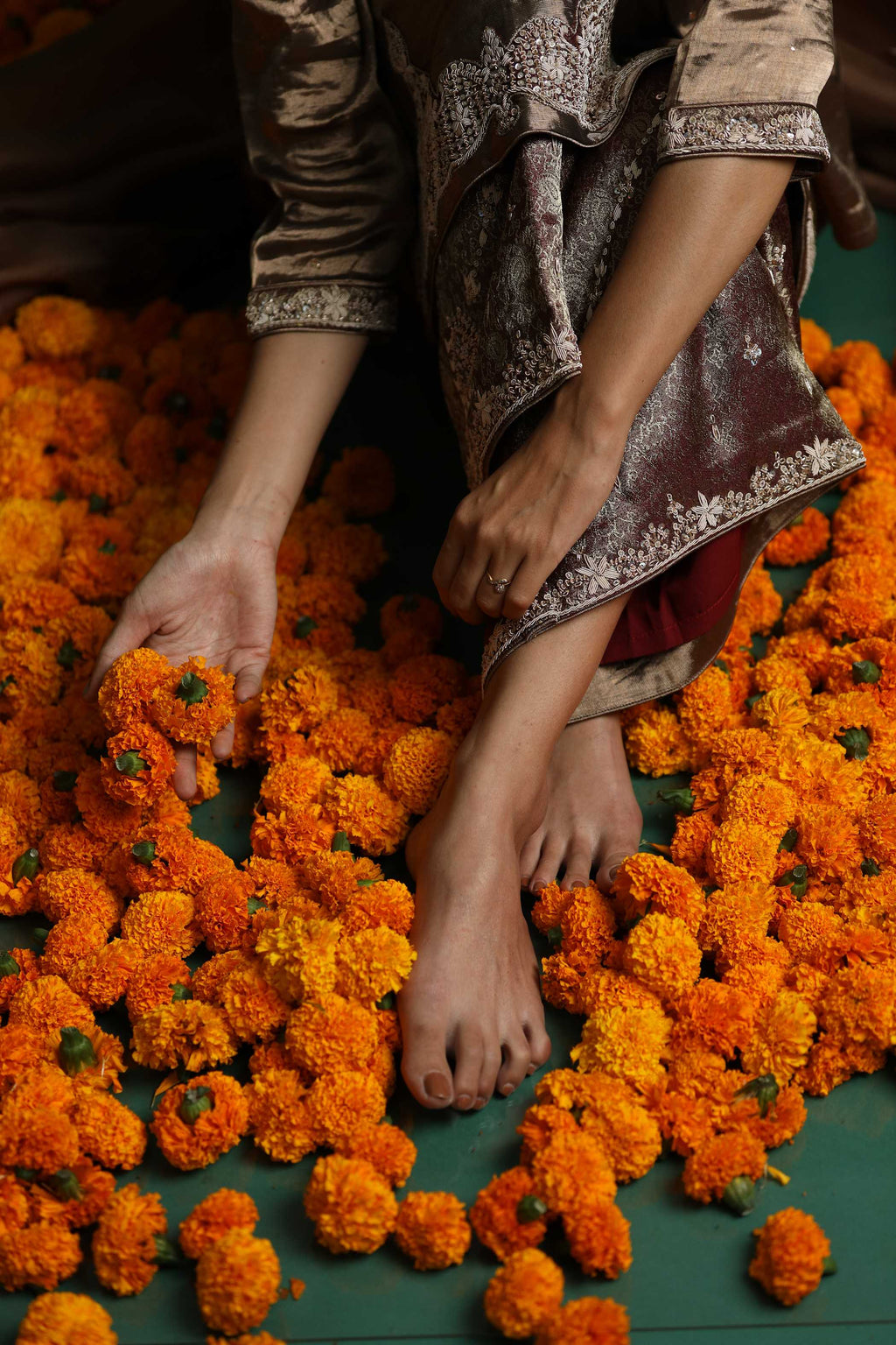 Bronze Jardosh Kurti Set with Zardozi Embroidery & Floral Pants