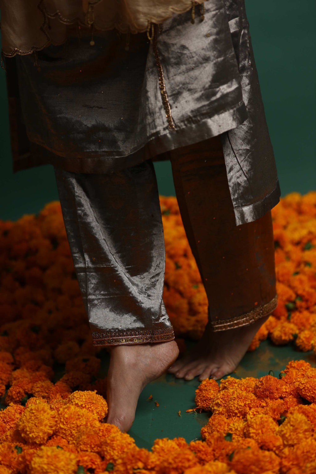 Grey Kurti Set with Zardosi Embroidery and Silk Fabric