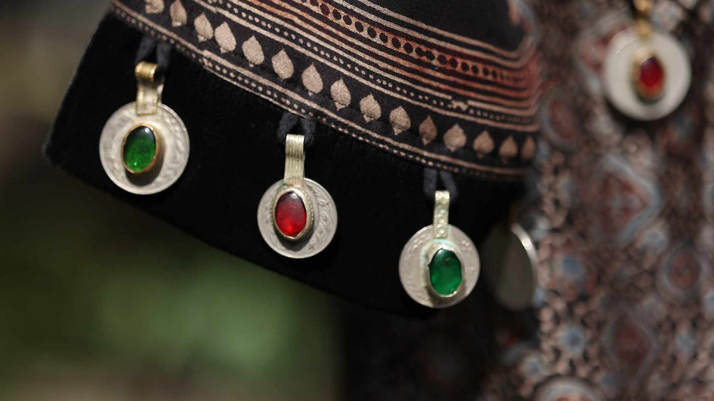 Black Kurti Set with Geometric Floral Embroidery and Mirror Work