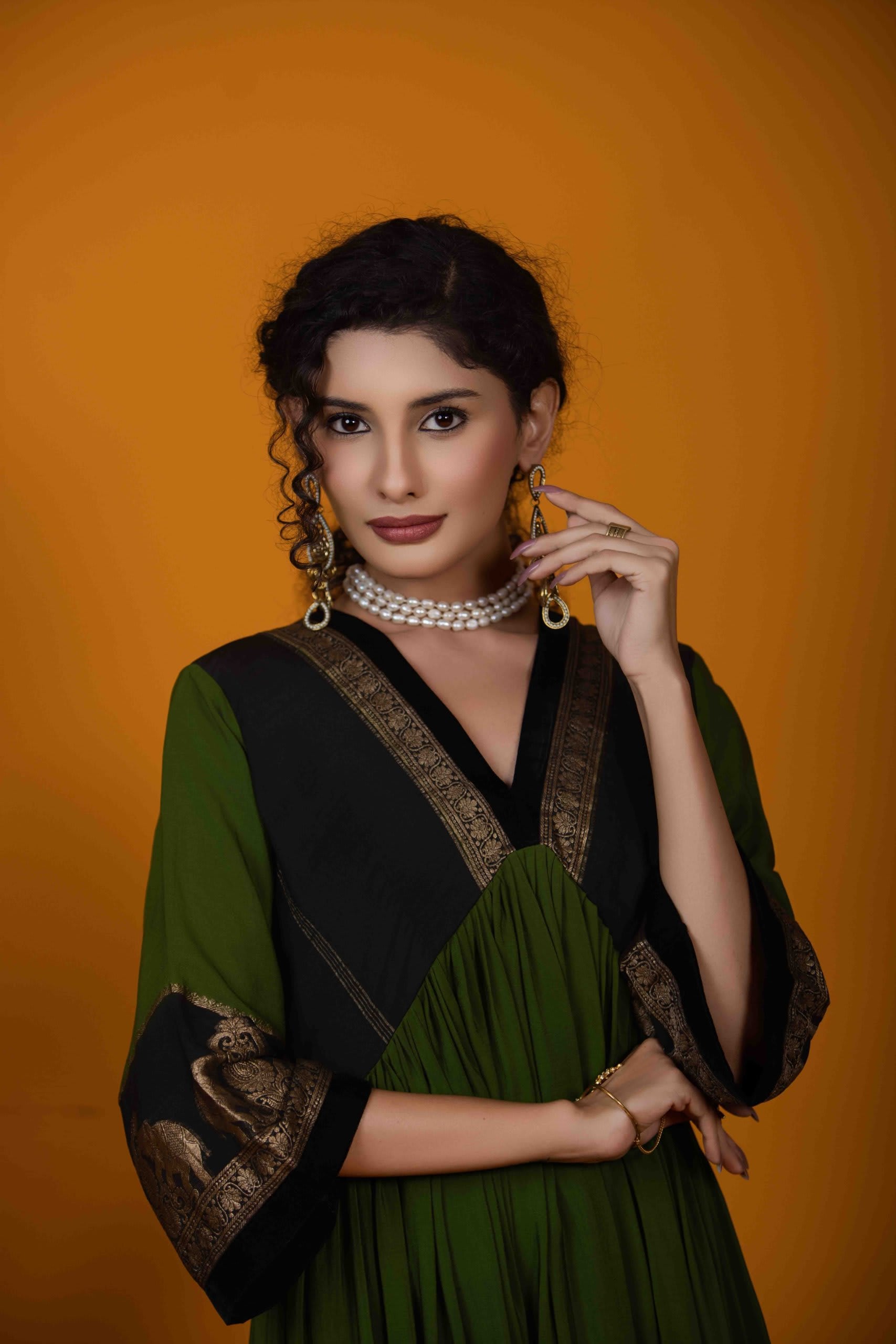 Mehendi Green Kurti with Banarasi Borders in Pure Silk