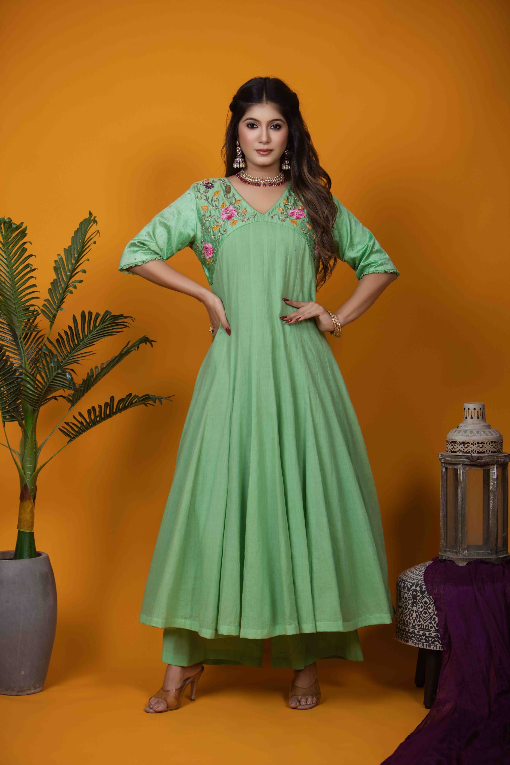 Pista Green Kurta Set with Embroidered Yoke and Floral Motif