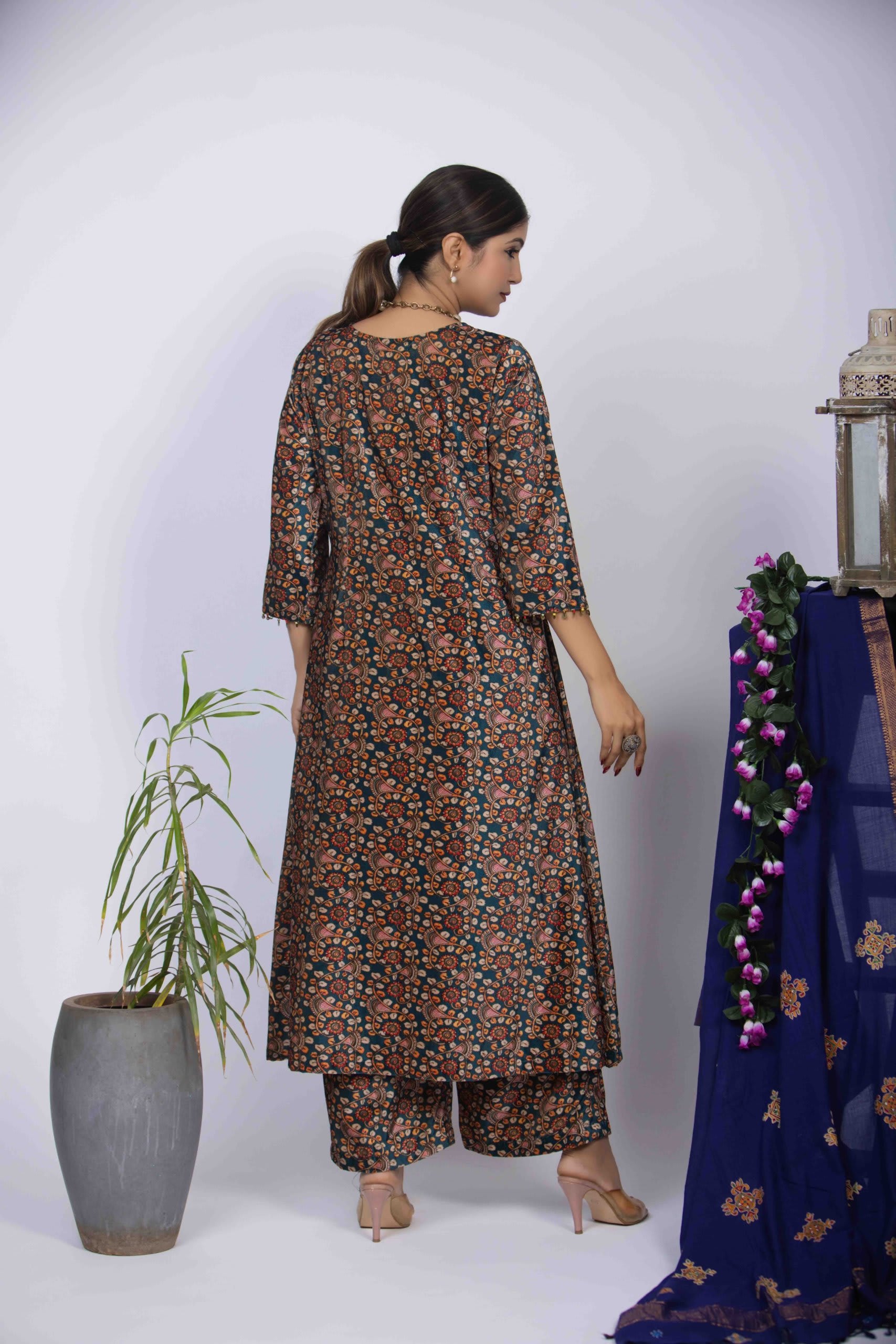 Rama Blue Kurti Set with Intricate Floral and Paisley Print